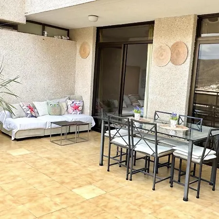 Apartment Urban Oasis In Cristianos By Deihu Experiences Los Cristianos (Tenerife)