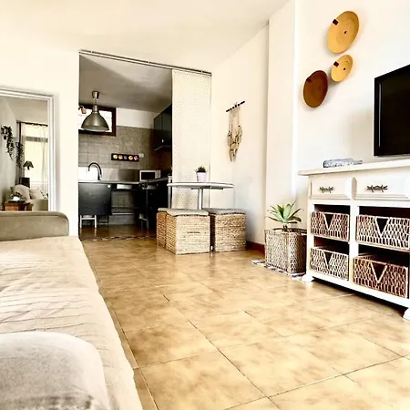 Urban Oasis In Cristianos By Deihu Experiences