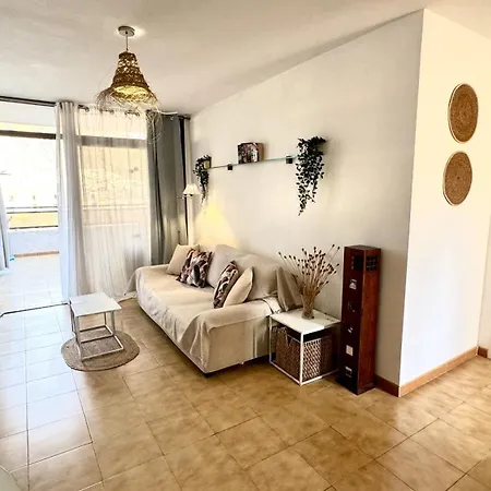 Urban Oasis In Cristianos By Deihu Experiences Appartement