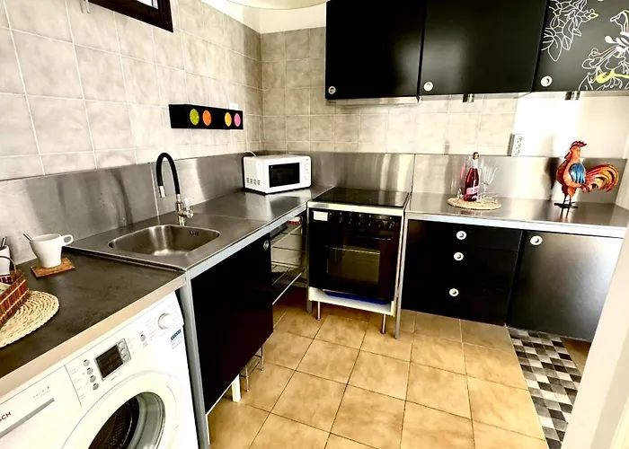 Urban Oasis In Cristianos By Deihu Experiences * לוס כריסטיאנוס