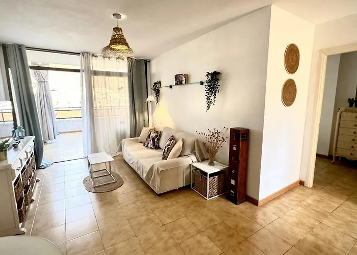 Urban Oasis In Cristianos By Deihu Experiences דירה